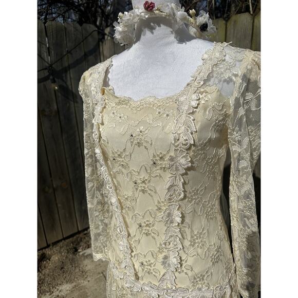 Vintage 70's Greenco Maid Wedding Dress Ivory Lace With Veil Long Sleeve Size 4 - Picture 6 of 16